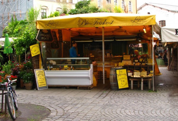 Достопримечательности Мюнхена: Рынок Викуалиенмаркт (Viktualienmarkt) Достопримечательности Мюнхена: Рынок Викуалиенмаркт (Viktualienmarkt)