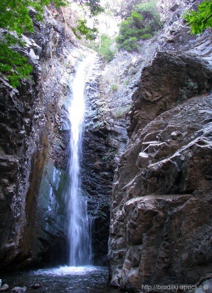 Водапад Миломери (Milomery), Платрес, Кипр Водапад Миломери (Milomery), Платрес, Кипр