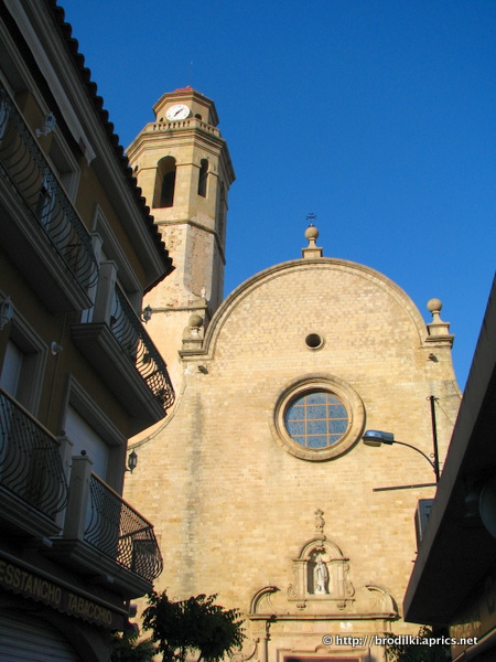 Церковь Iglesia de Santa Maria. Калелья, Испания